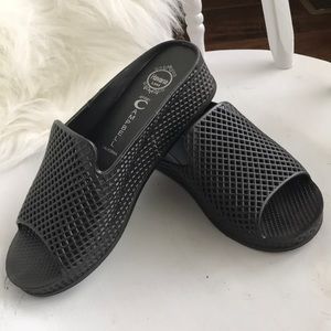 Jeffrey Campbell Black Mesh Slide Sandals